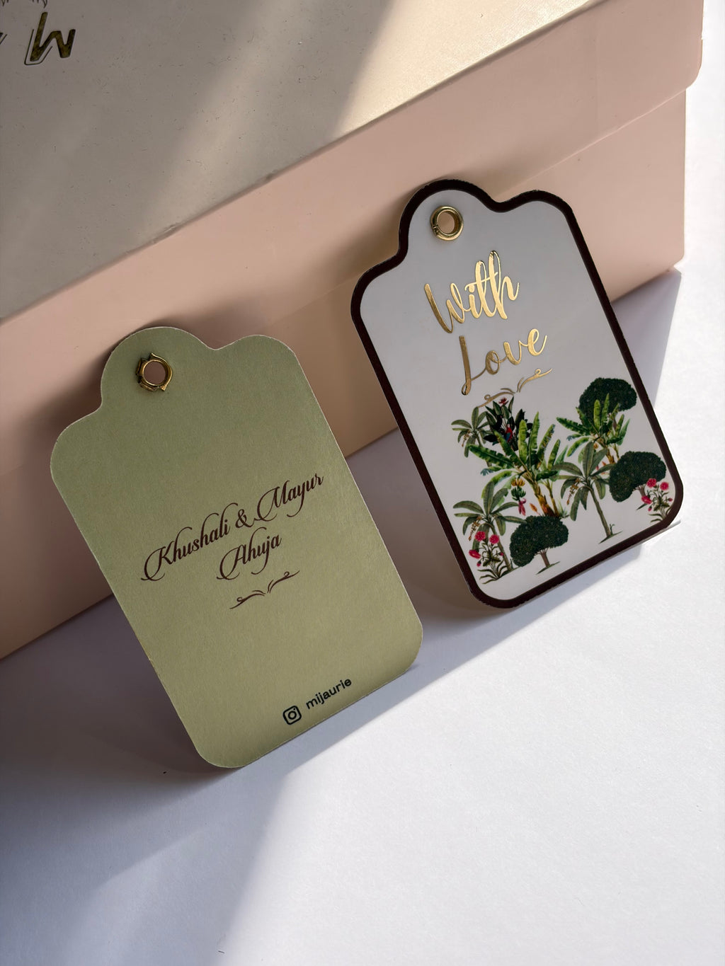 White Botanical Gift Tag